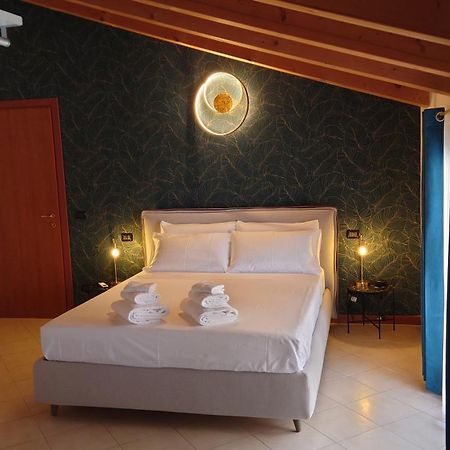 Lecchi Home Каприате Сан Джервазио Екстериор снимка