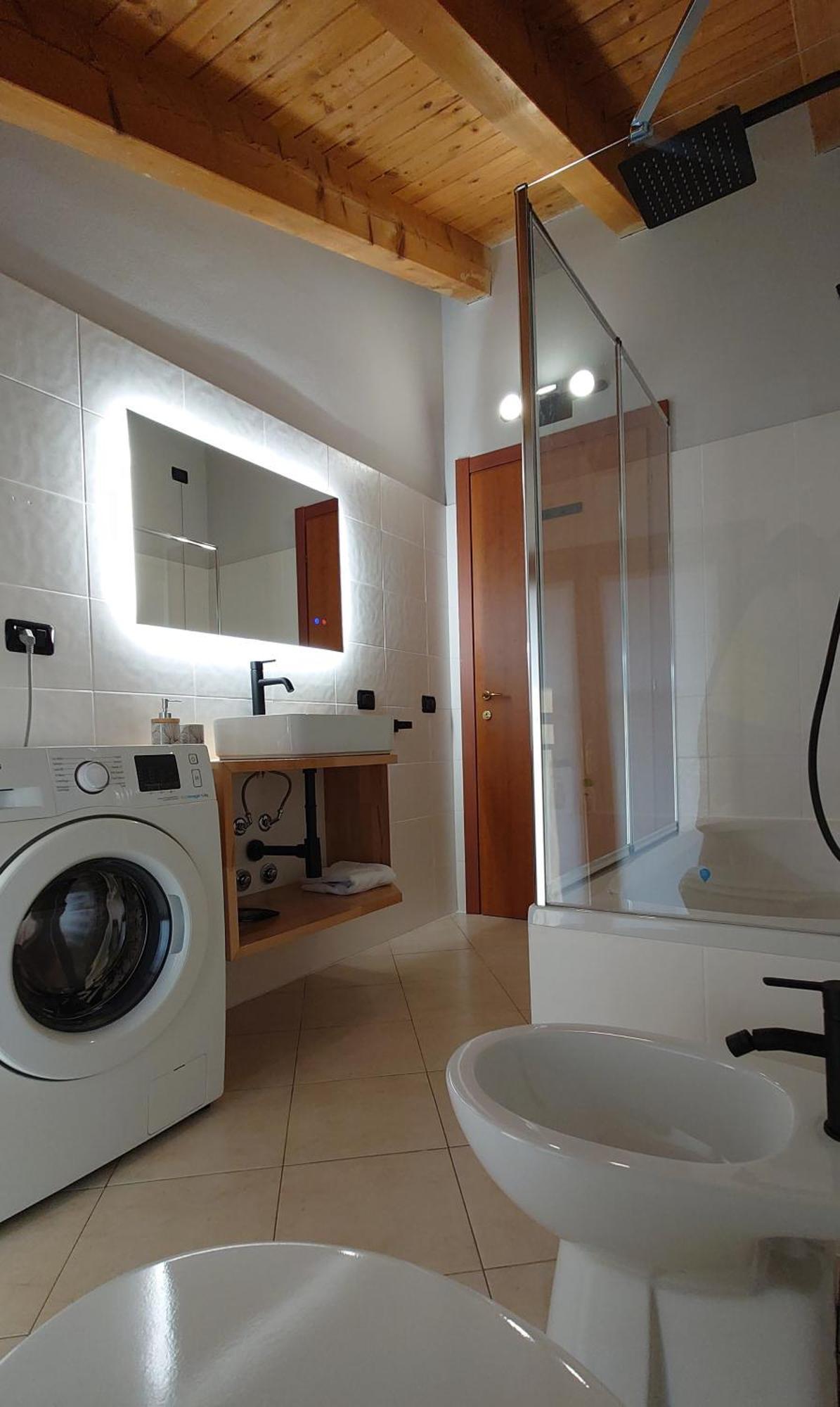 Lecchi Home Каприате Сан Джервазио Екстериор снимка